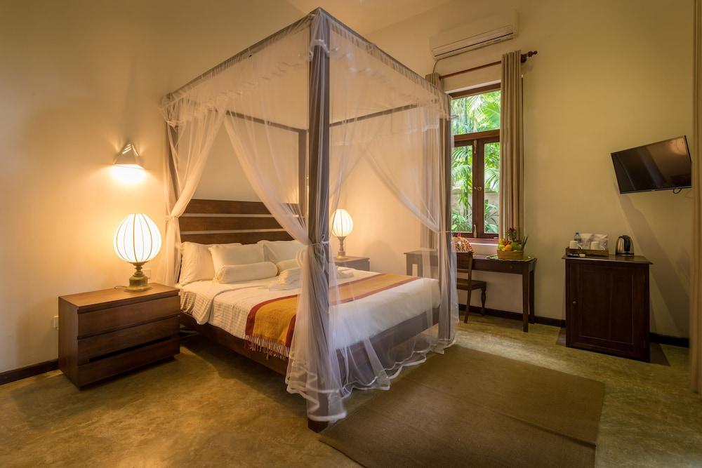 Roman Lake Ayurveda Boutique Resort - Level 1 Certified Ahungalla Dış mekan fotoğraf